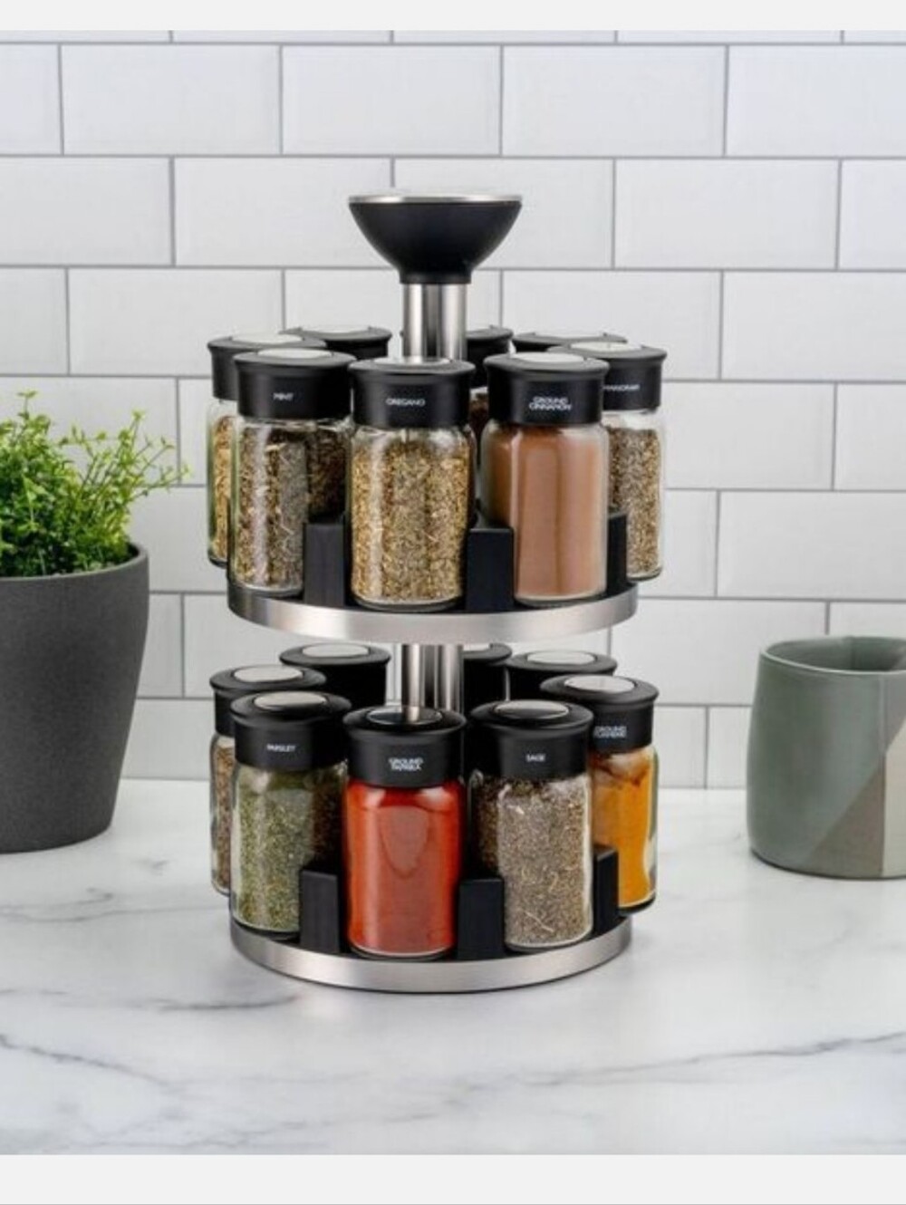Cole & Mason Carousel Of 16 Spices